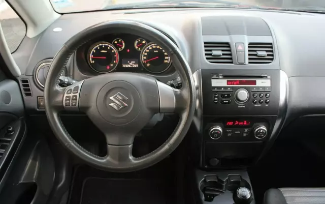 SUZUKI SX4 1.6 Comfort Plus