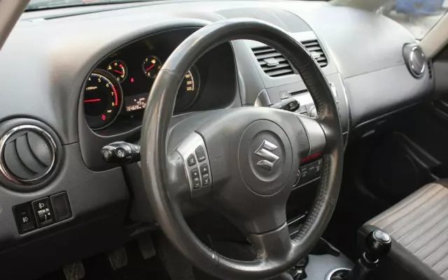 SUZUKI SX4 1.6 Comfort Plus