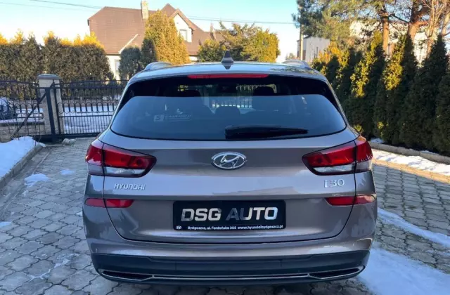 HYUNDAI I30 