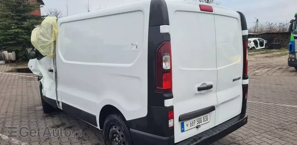 RENAULT Trafic 