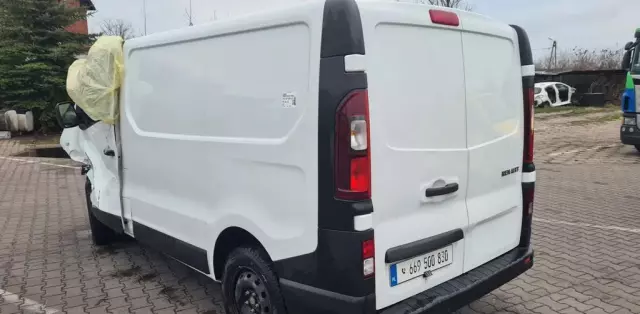 RENAULT Trafic 