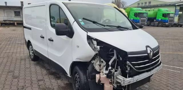 RENAULT Trafic 