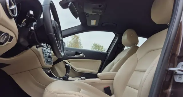 MERCEDES-BENZ GLA 180 (CDI) d Urban