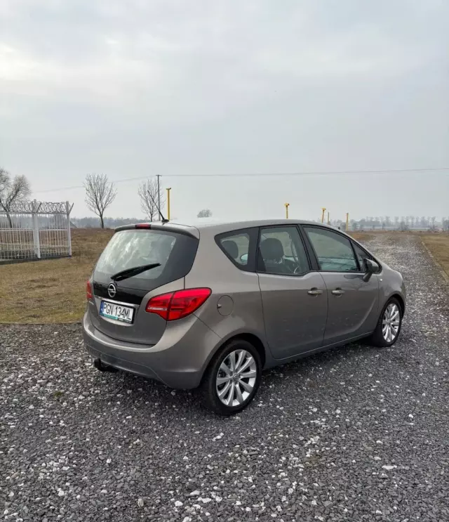 OPEL Meriva 
