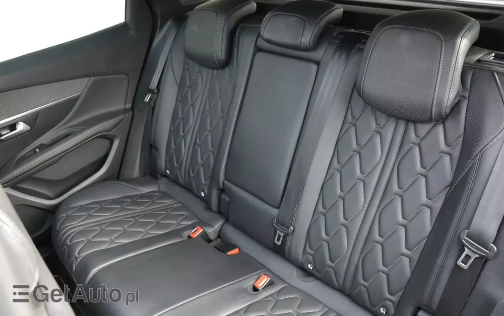 PEUGEOT 3008 HDi 150 Business-Line