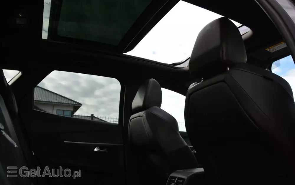 PEUGEOT 3008 HDi 150 Business-Line