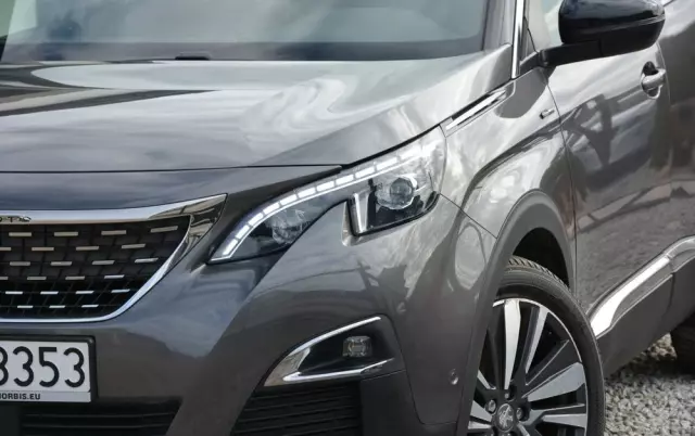 PEUGEOT 3008 HDi 150 Business-Line