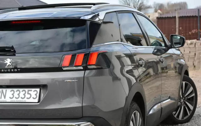 PEUGEOT 3008 HDi 150 Business-Line