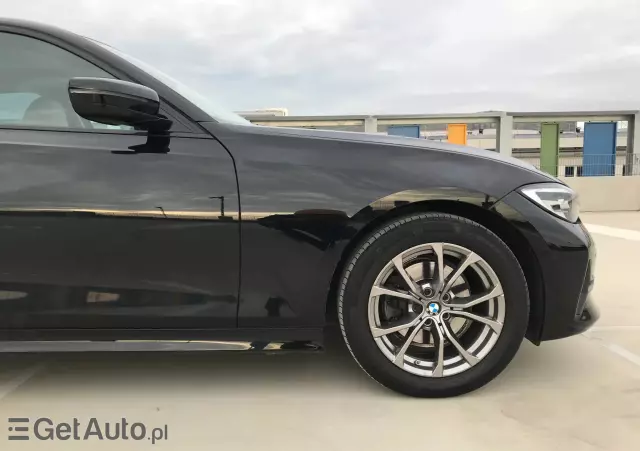 BMW Seria 3 320i GPF Sport Line Shadow sport