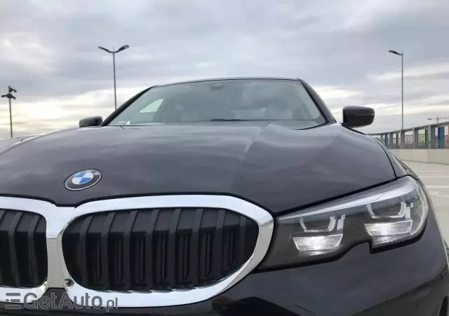 BMW Seria 3 320i GPF Sport Line Shadow sport