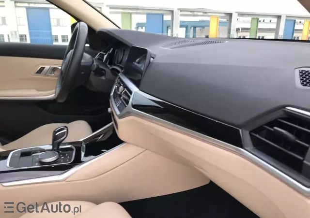 BMW Seria 3 320i GPF Sport Line Shadow sport