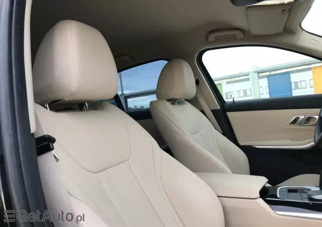 BMW Seria 3 320i GPF Sport Line Shadow sport