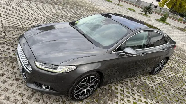 FORD Mondeo Titanium