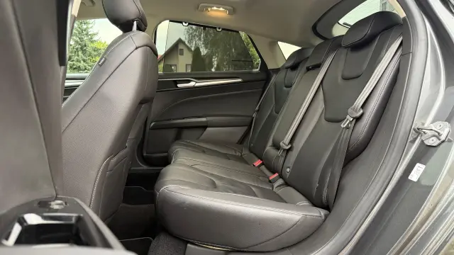 FORD Mondeo Titanium