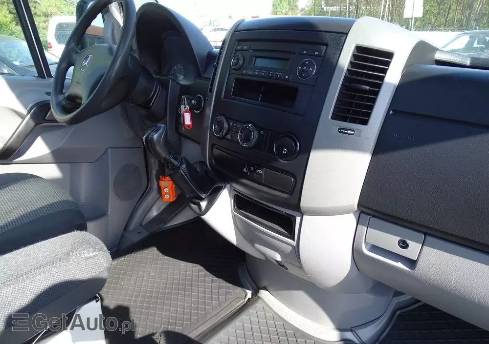 MERCEDES-BENZ SPRINTER 