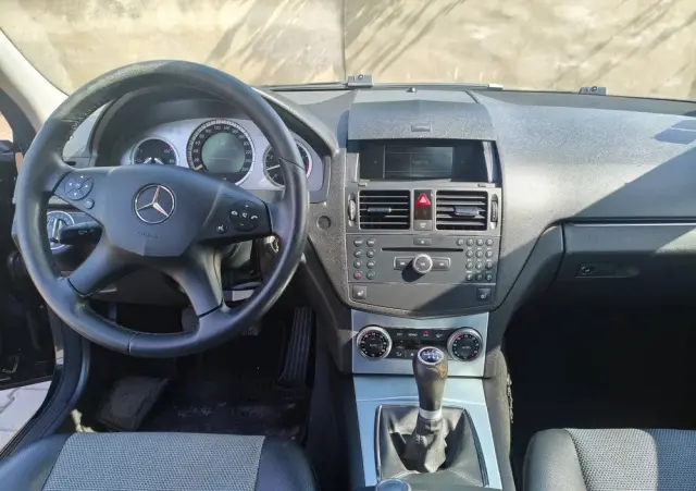 MERCEDES-BENZ Klasa C 200 Kompressor Avantgarde