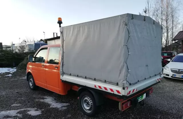 VOLKSWAGEN Transporter 