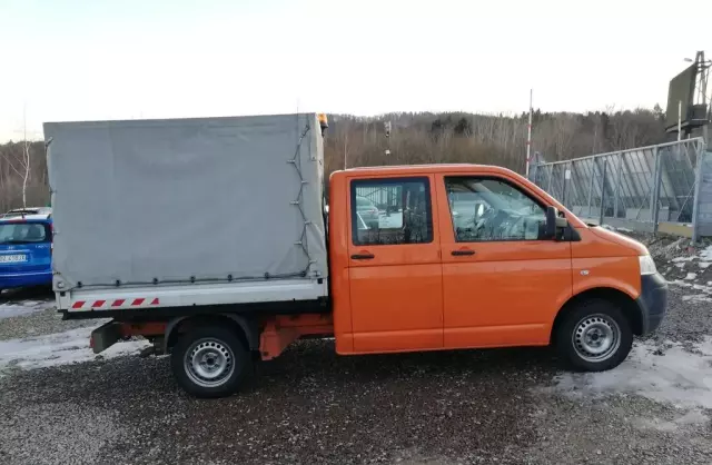 VOLKSWAGEN Transporter 