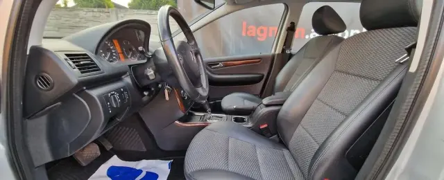 MERCEDES-BENZ Klasa A 