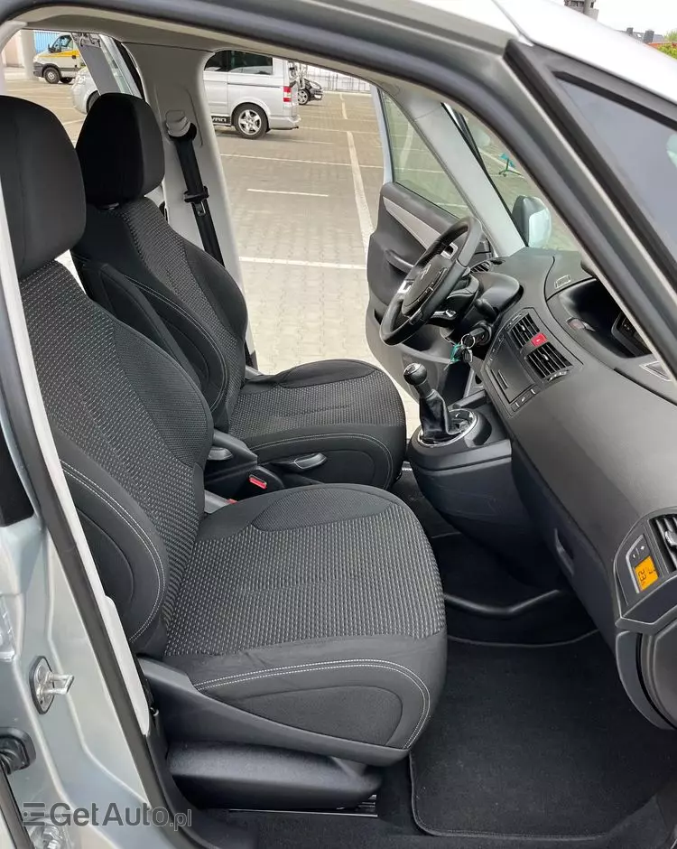CITROËN C4 Grand Picasso 1.6 VTi Attraction