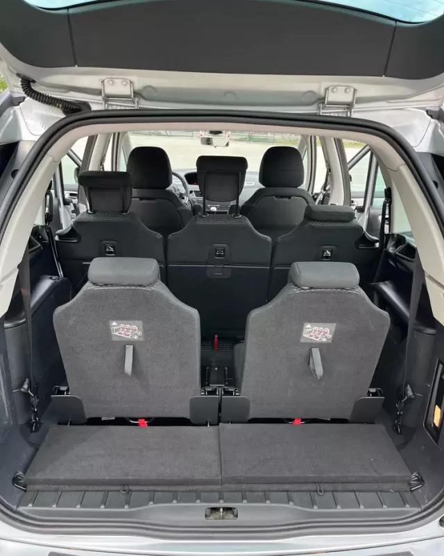 CITROËN C4 Grand Picasso 1.6 VTi Attraction