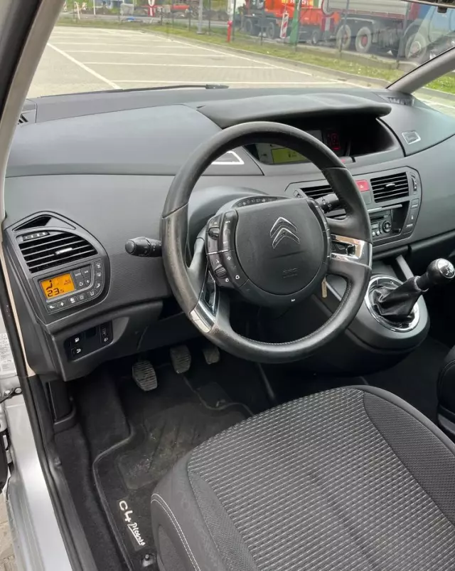 CITROËN C4 Grand Picasso 1.6 VTi Attraction
