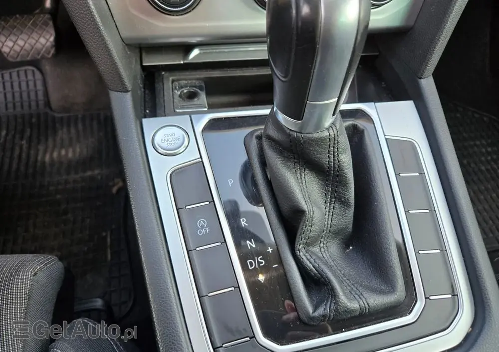 VOLKSWAGEN Passat 2.0 TDI SCR DSG