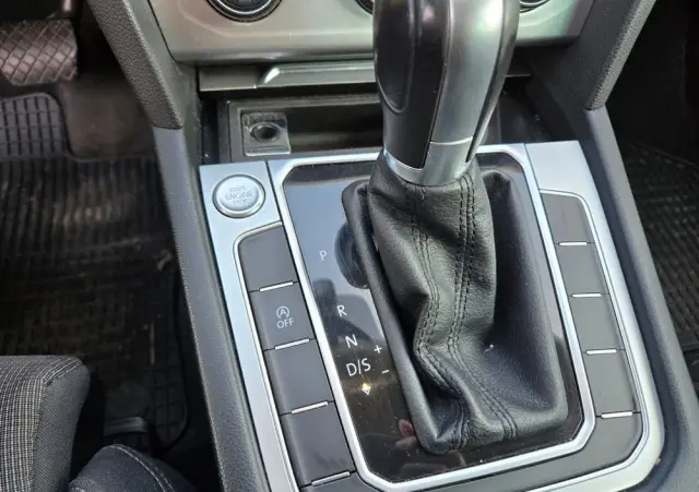 VOLKSWAGEN Passat 2.0 TDI SCR DSG