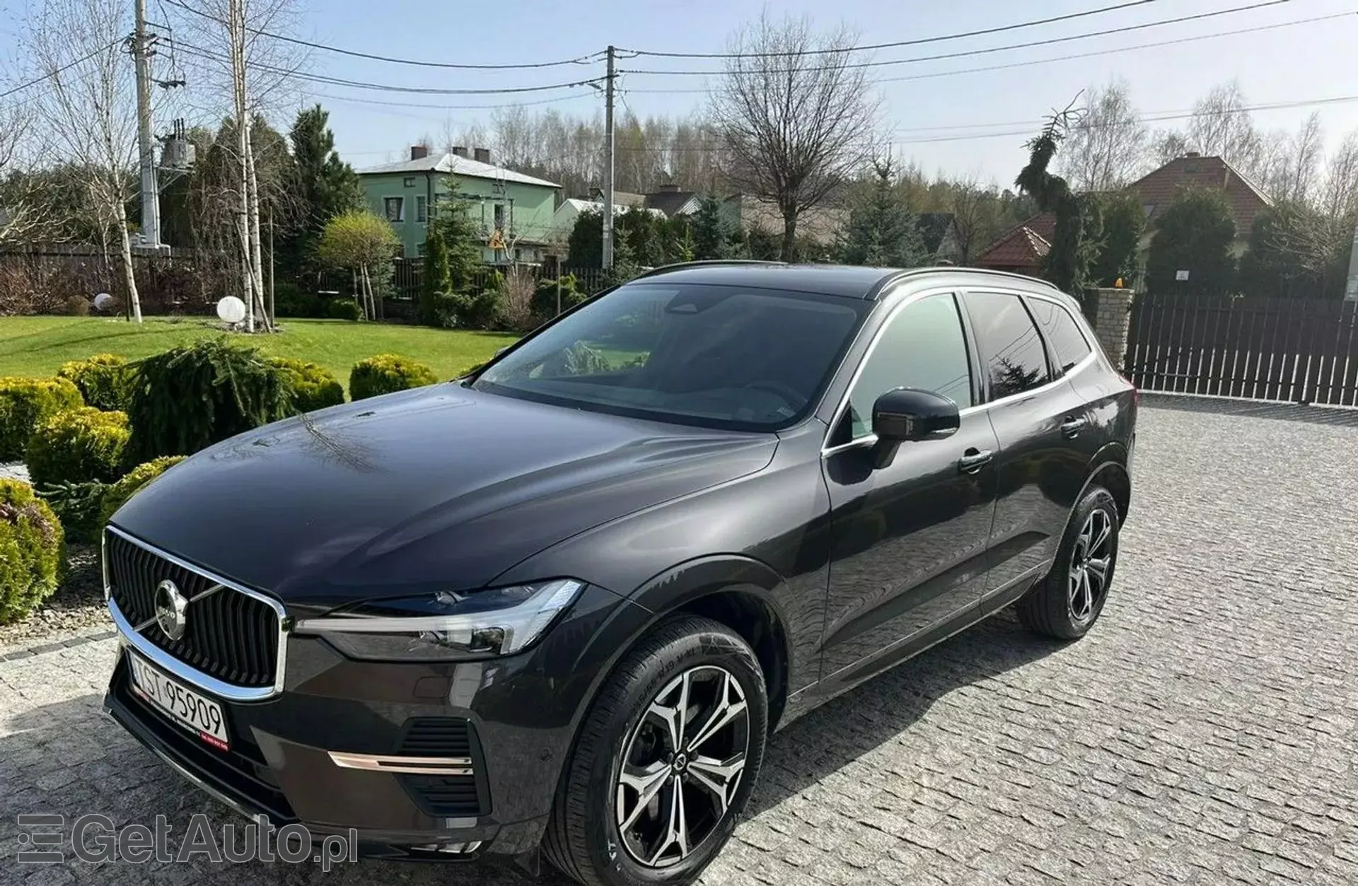 VOLVO XC60 