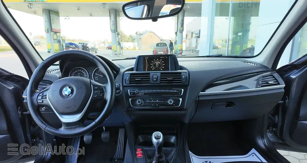 BMW Seria 1 116d EfficientDynamics Urban Line