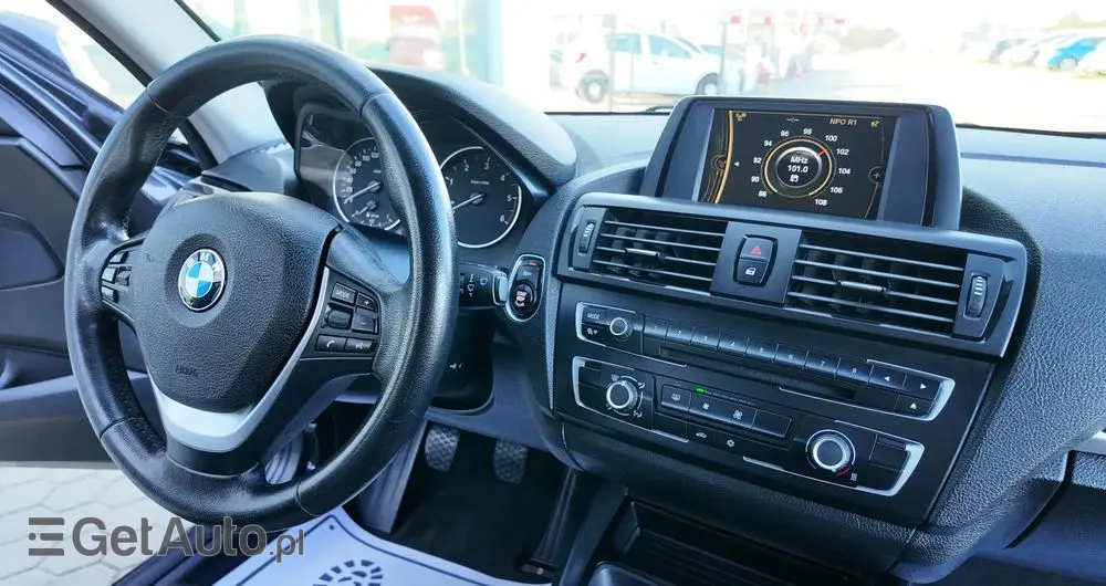 BMW Seria 1 116d EfficientDynamics Urban Line