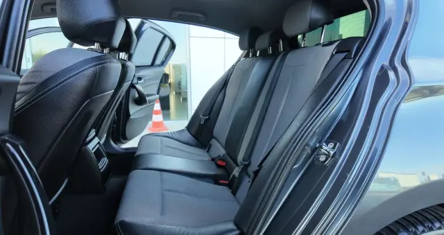 BMW Seria 1 116d EfficientDynamics Urban Line