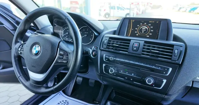 BMW Seria 1 116d EfficientDynamics Urban Line