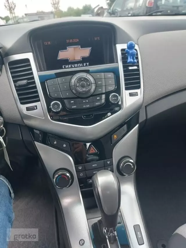 CHEVROLET Cruze 