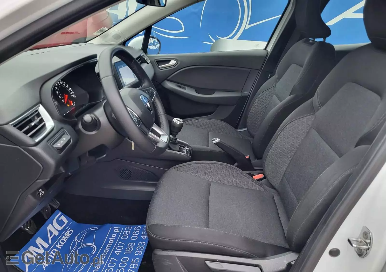 RENAULT Clio 1.0 TCe Intens