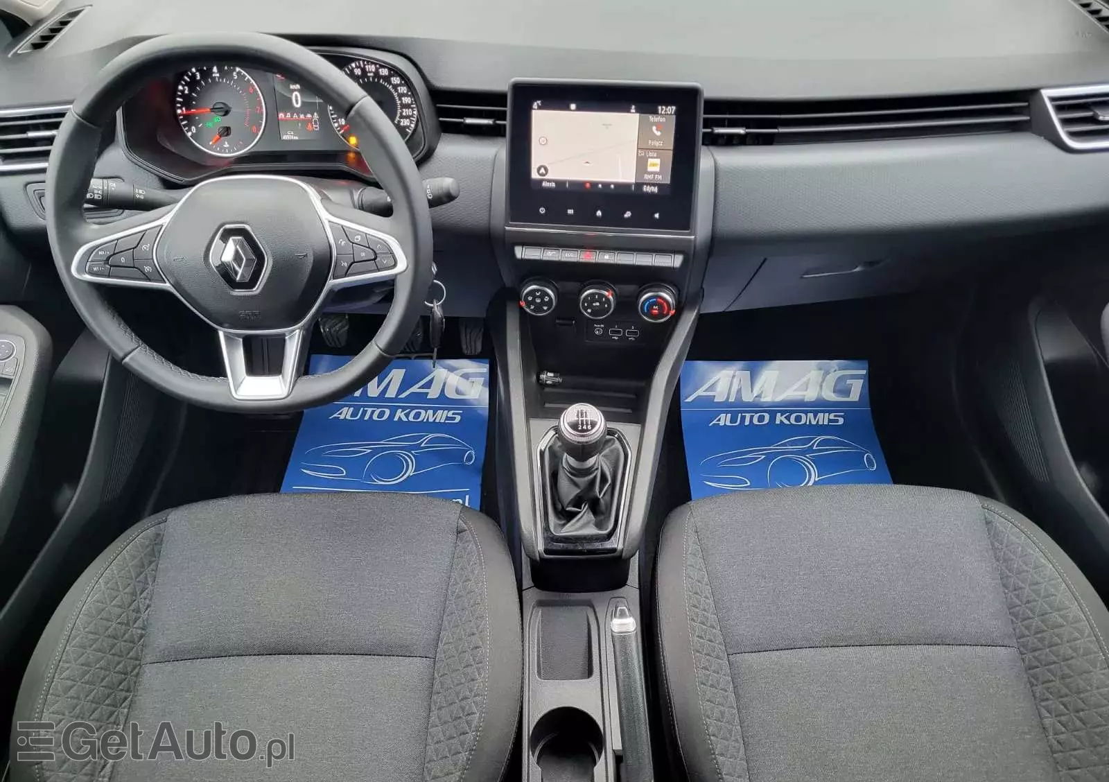 RENAULT Clio 1.0 TCe Intens