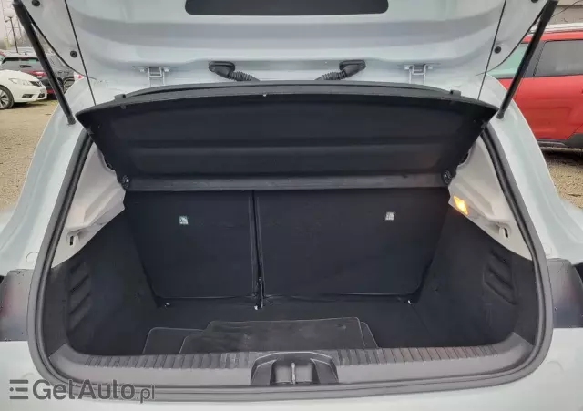 RENAULT Clio 1.0 TCe Intens