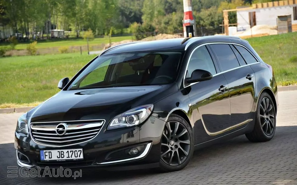 OPEL Insignia 