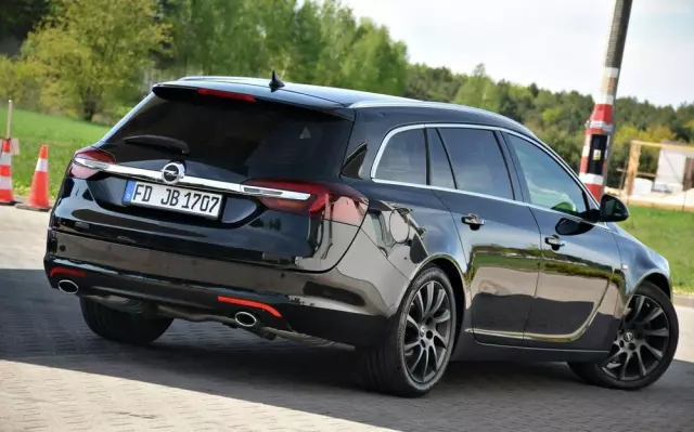 OPEL Insignia 