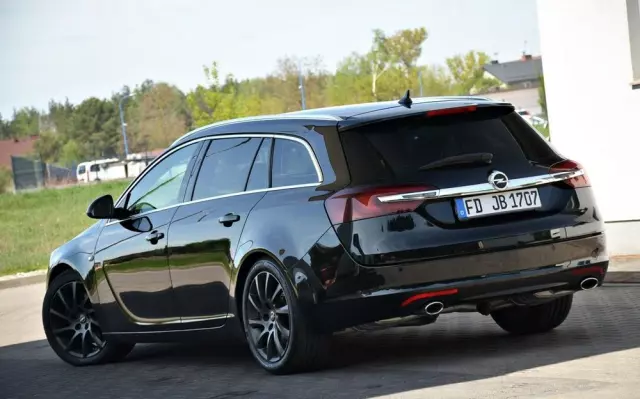 OPEL Insignia 