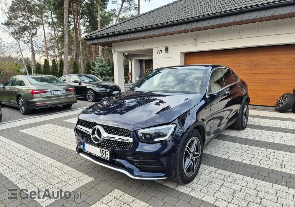 MERCEDES-BENZ GLC 