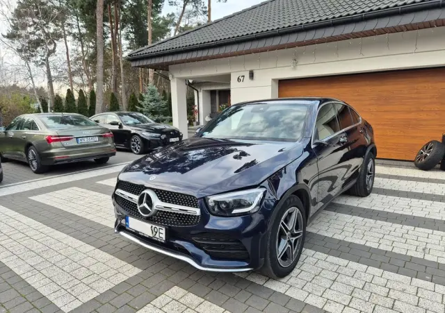 MERCEDES-BENZ GLC 