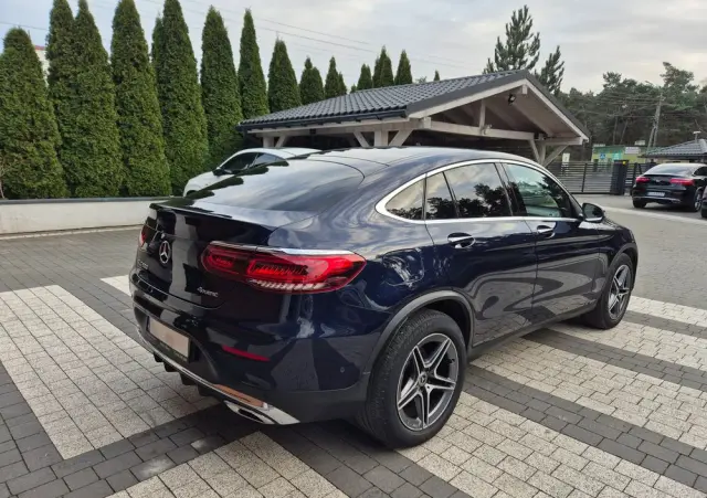 MERCEDES-BENZ GLC 