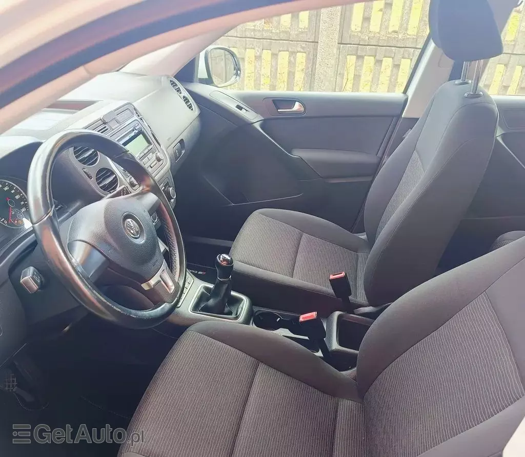 VOLKSWAGEN Tiguan 2.0 TDI (110 KM)
