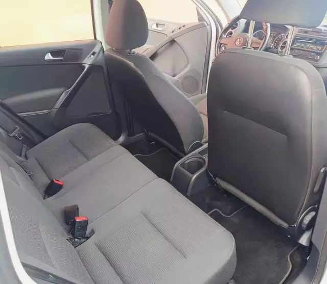 VOLKSWAGEN Tiguan 2.0 TDI (110 KM)