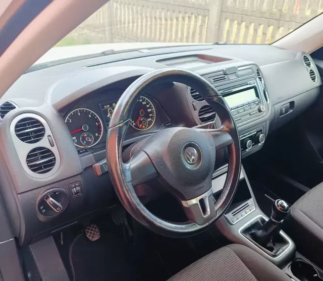 VOLKSWAGEN Tiguan 2.0 TDI (110 KM)