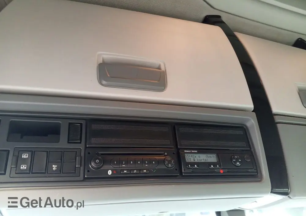 RENAULT GAMA T 480/ NOWE SPRZEGŁA / FRANCJA 