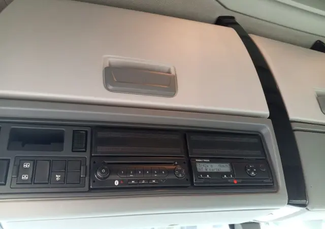 RENAULT GAMA T 480/ NOWE SPRZEGŁA / FRANCJA 