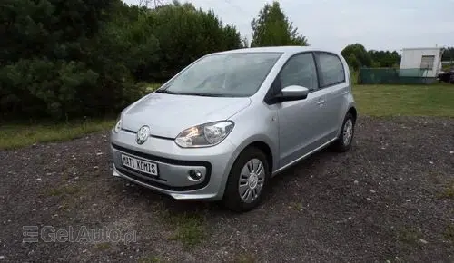 VOLKSWAGEN Up! 