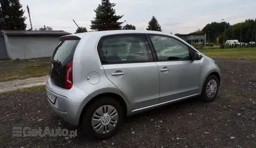 VOLKSWAGEN Up! 